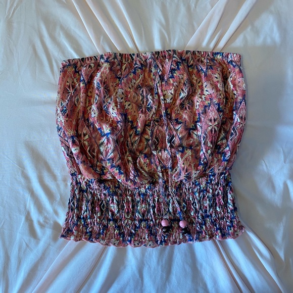 Cute strapless top - Picture 2 of 4